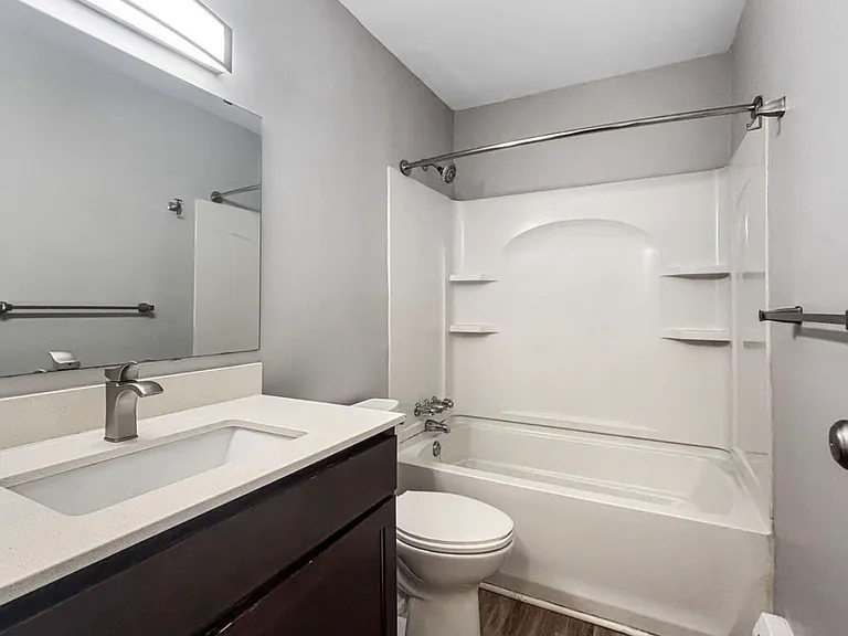 2022 Porter St SW #10 — Photo 1