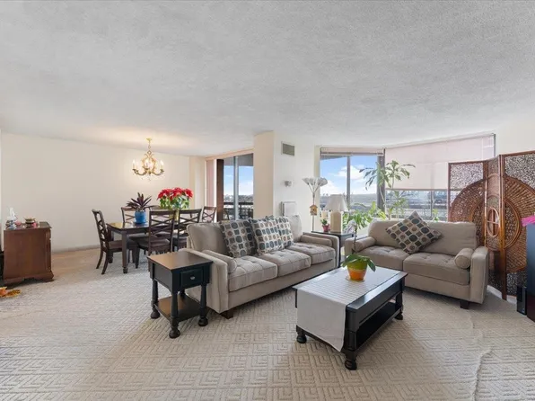 1005 Harmon Cove Tower, Secaucus, NJ 07094