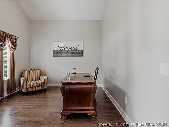 5th image of 148 Heatherspring Way