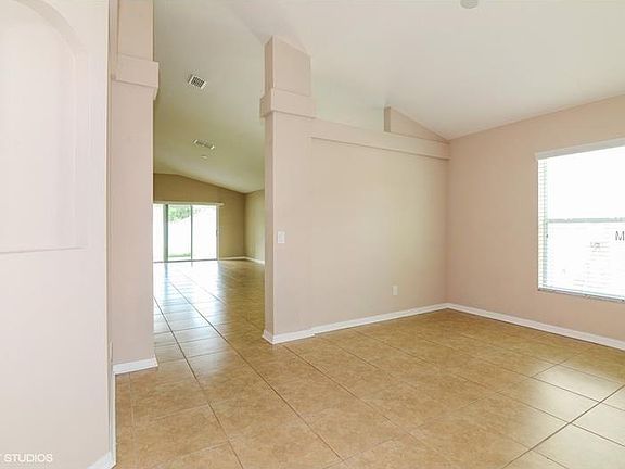 5th image of 2131 Valterra Vista Way