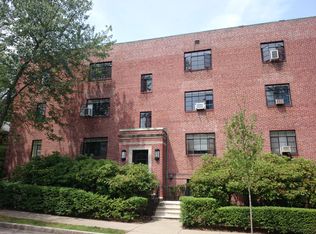 40 Stetson St APT 5, Brookline, MA 02446