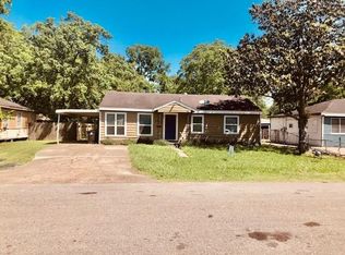 5213 Higgins St, Houston, TX 77033