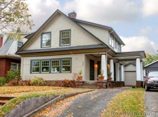 3523 NE Davis St, Portland, OR 97232