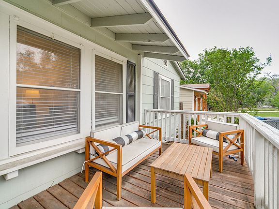 3rd image of 417 Brees Blvd