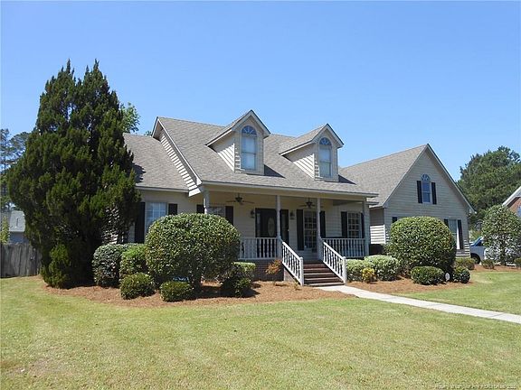 3rd image of 4911 White Oak Dr