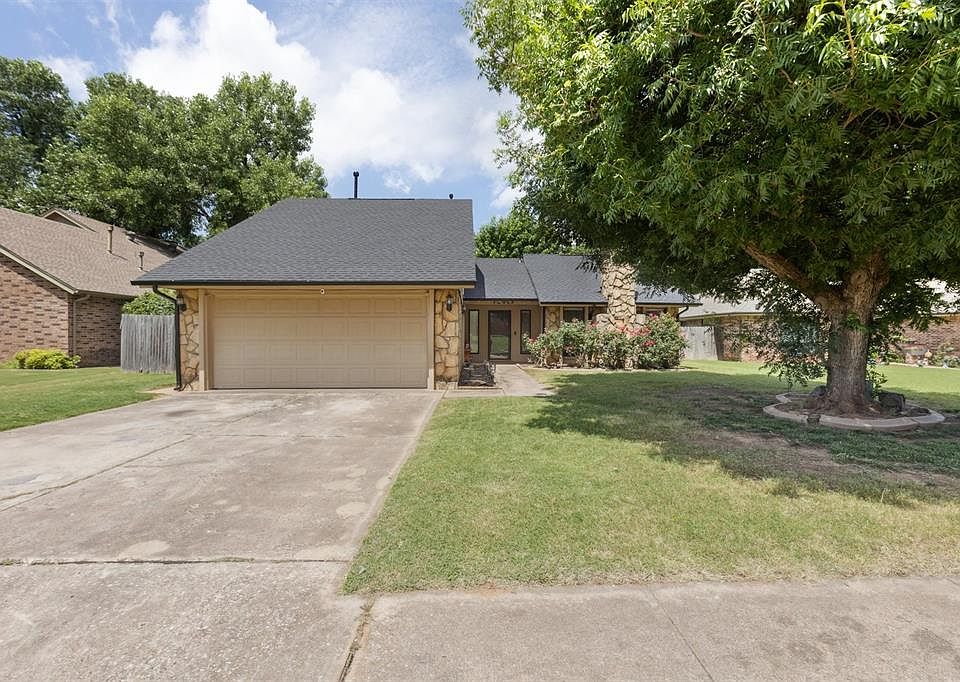 1st image of 12905 S Land Ct