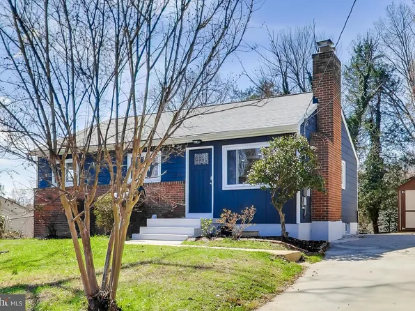 13206 Staggs Ct, Woodbridge, VA 22191