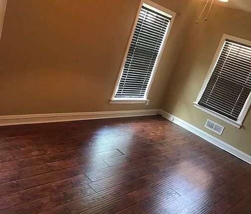 5th image of 12221 Longwood Dr