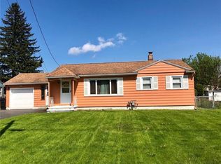 496 N Park Dr, Rochester, NY 14609