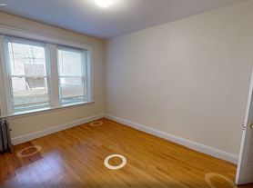 1810 Commonwealth Ave