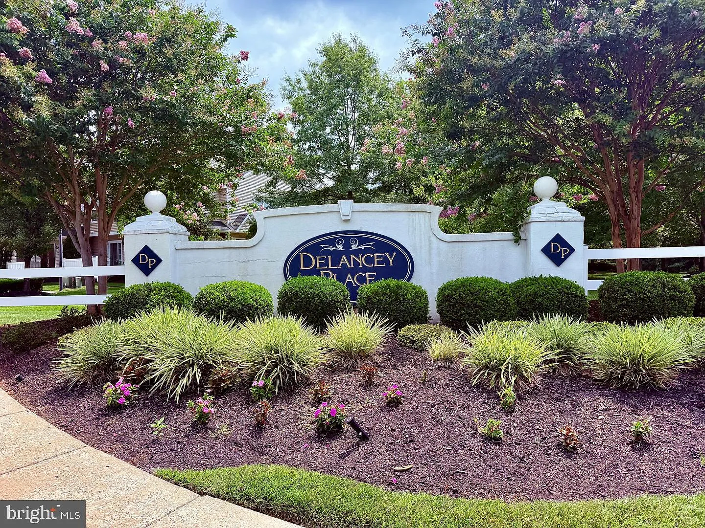 Dlx Oakmont — Photo 2