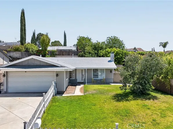 30300 Jasmine Valley Dr, Santa Clarita, CA 91387