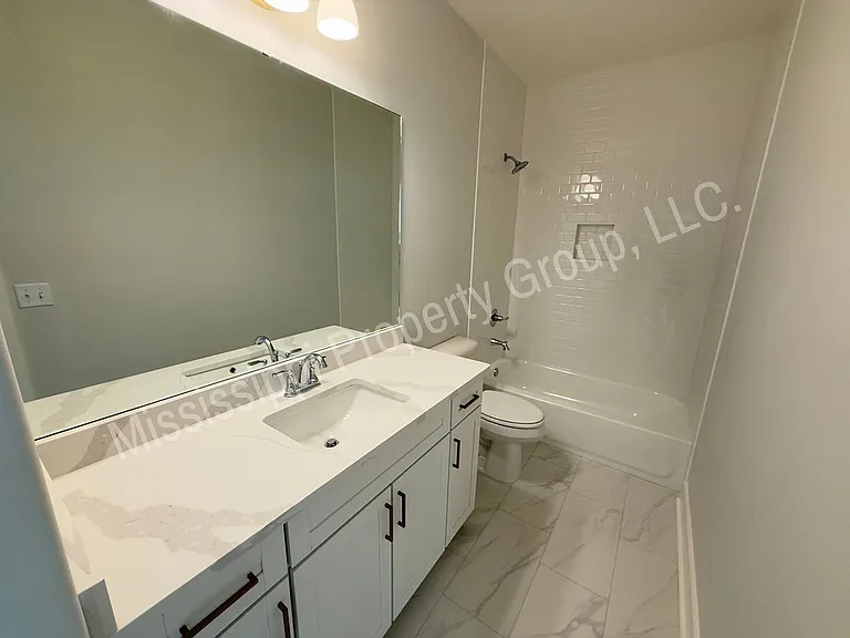 611 Miramar Ln — Photo 27