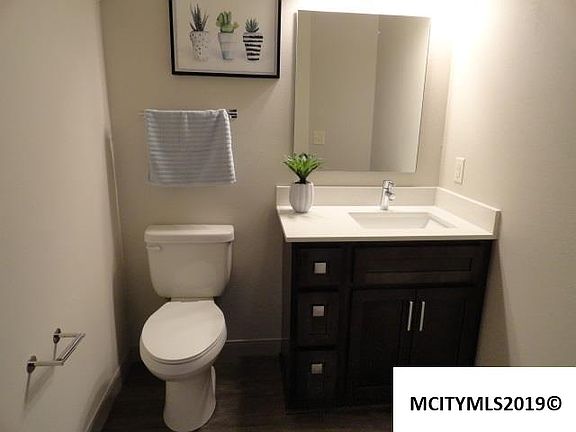 4th image of 635 Briarstone Dr Unit 4