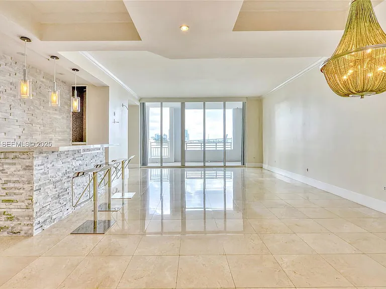 848 Brickell Key Dr #3 — Photo 21