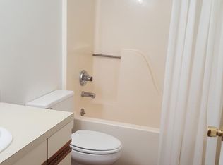 860 Oakwood Rd APT 5, Ortonville, MI