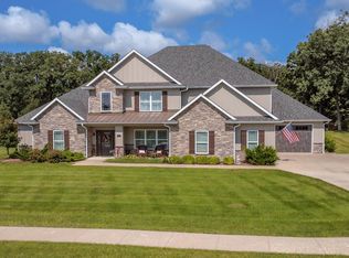 5602 N Lightpost Ct, Columbia, MO 65201