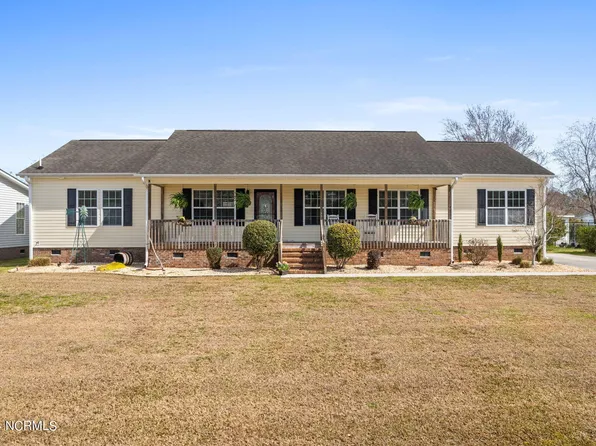1097 Waterview Lane SW, Calabash, NC 28467
