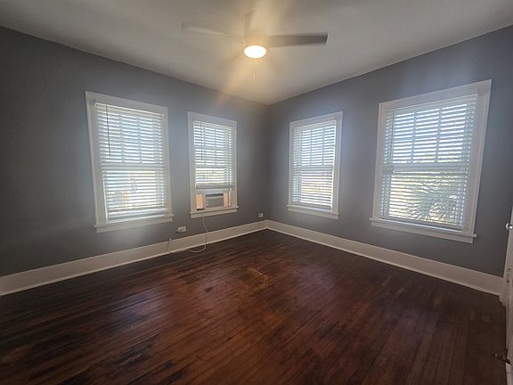 4th image of 725 Broadway St #11456716