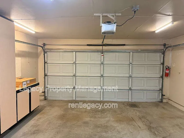 255 Munroe St — Photo 27