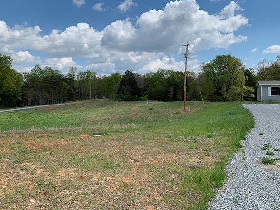 4th image of 164 Amos Moses Ln