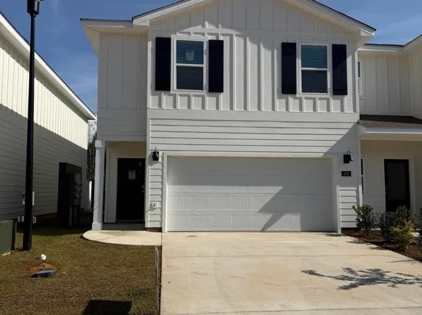 109 Harper Grove Cir, Ocean Springs, MS 39564