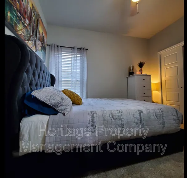 10522 Barbeque Bay — Photo 7