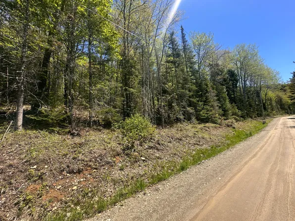 237 Knights Pond Road, Northport, ME 04849