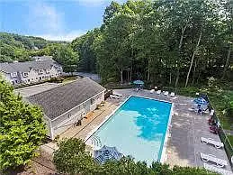 Pool is only steps away.