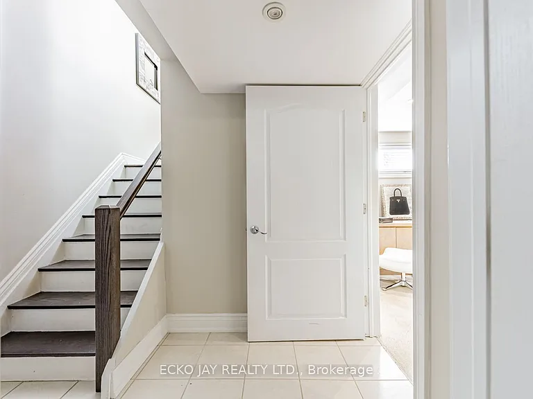 90 George Henry Blvd #17 — Photo 27