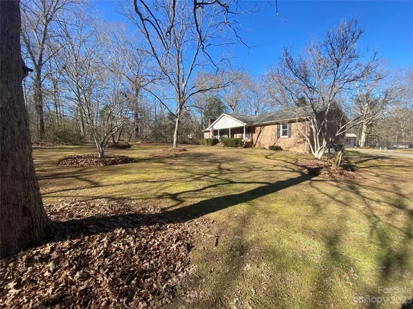 2040 Greystone Cir, Catawba, SC 29704