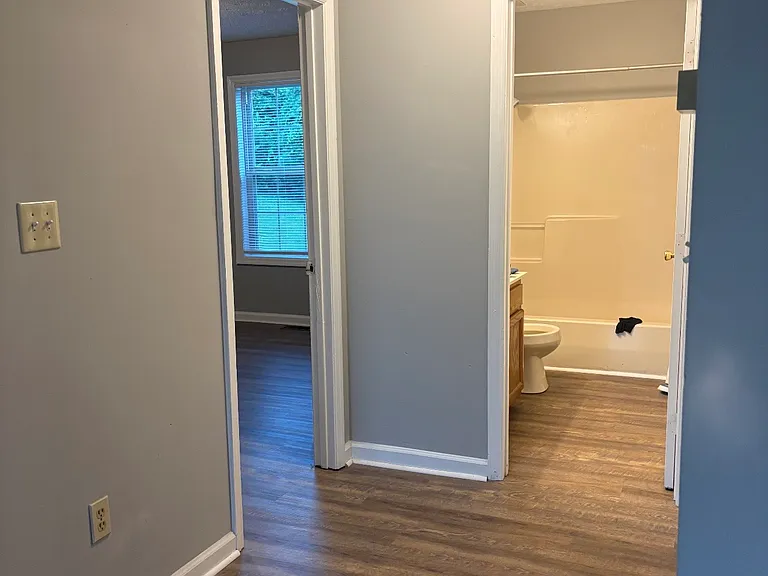 407 Jason Dr #4 — Photo 7