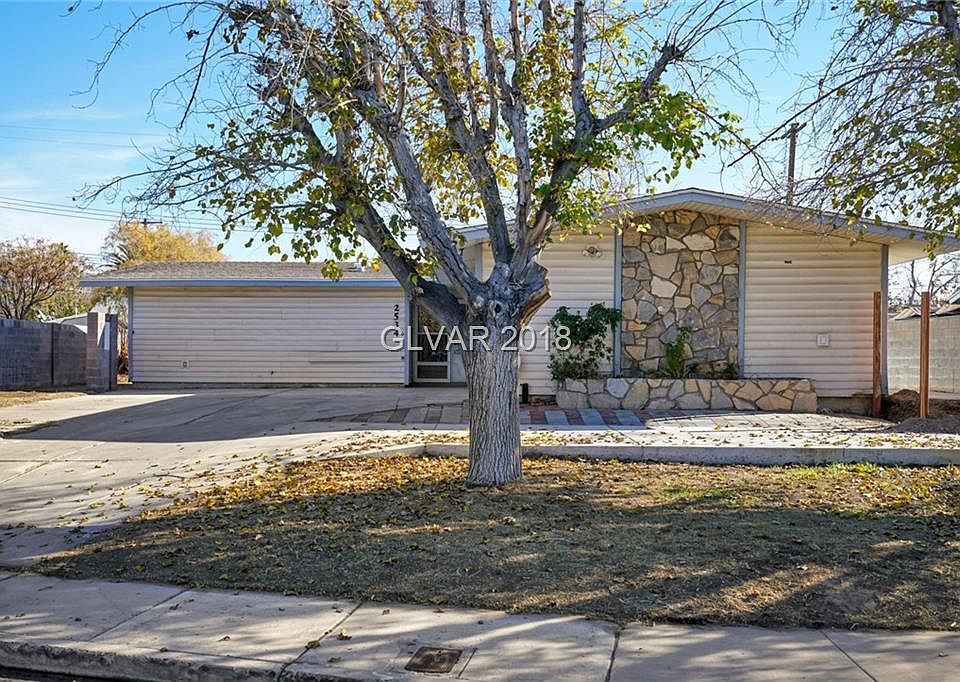 1st image of 2534 Golfers St