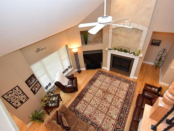 4th image of 13785 W Foxwood Dr