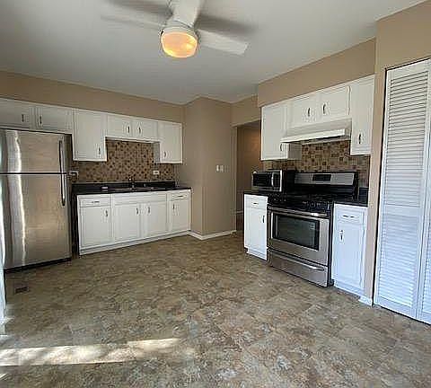 1st image of 1541 Olivia Ln