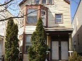 2706 N Ridgeway Ave, Chicago, IL 60647