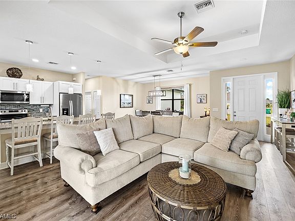 4th image of 16152 Alcira Cir