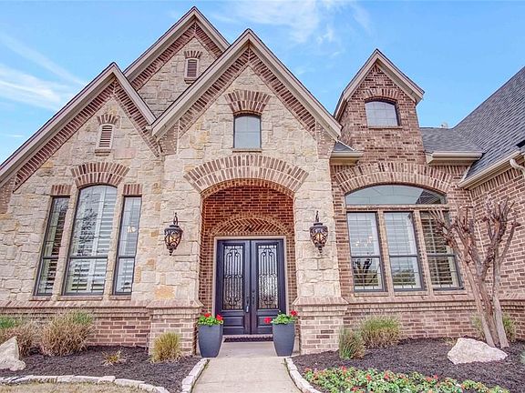 3rd image of 8101 Deerwood Forest Dr
