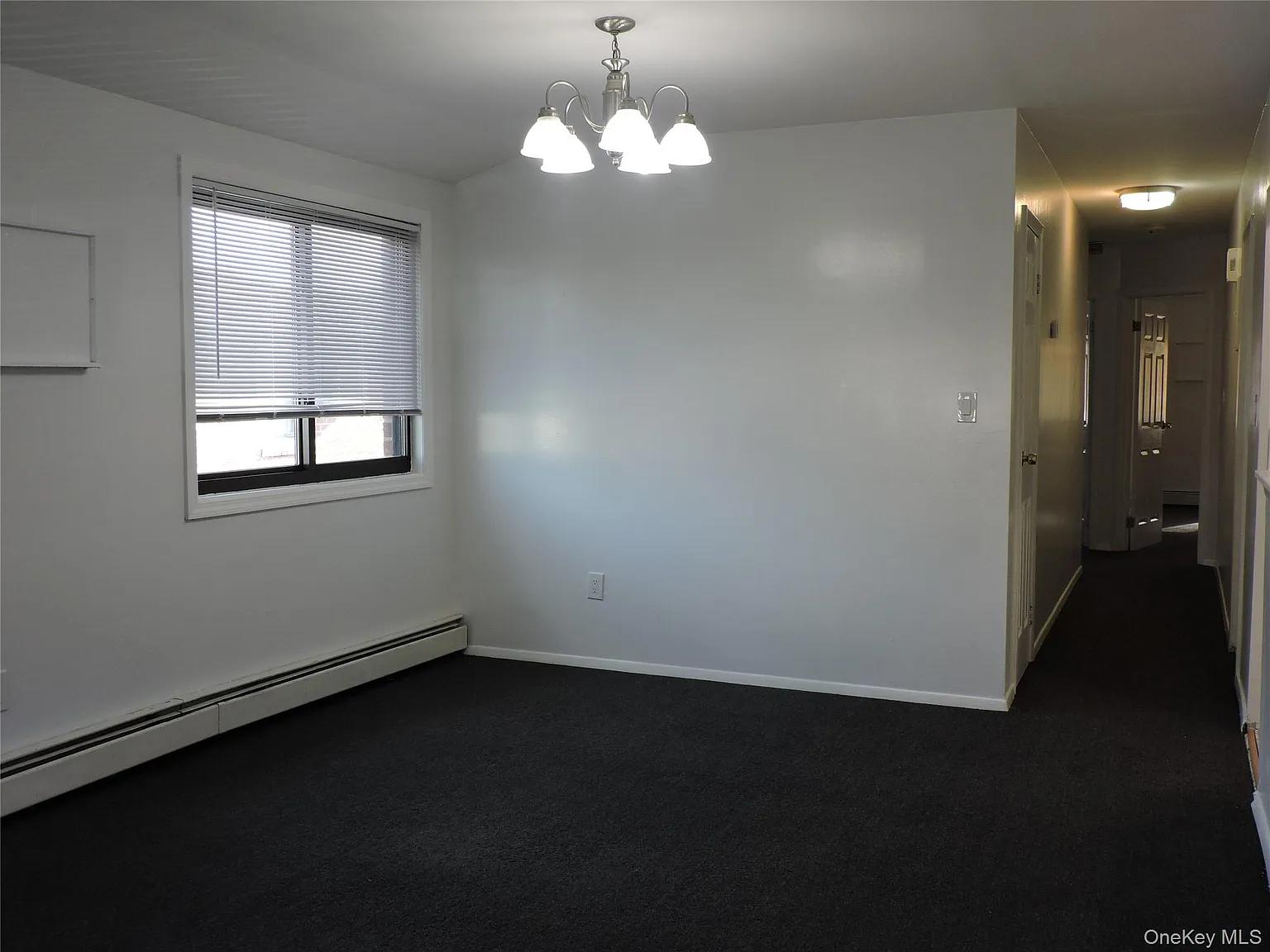 3 bed, 2.0 bath, 1000 sqft, $3,500 — Photo 3