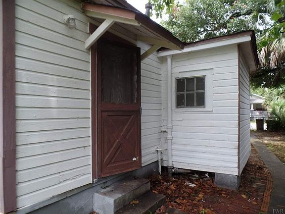 3rd image of 1221 N 6th Ave