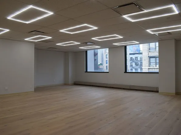 11 E Broadway #4D, New York, NY 10038