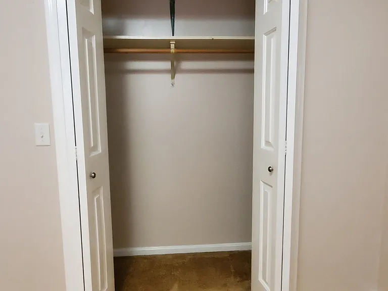 1709 Oak Hill Dr — Photo 20