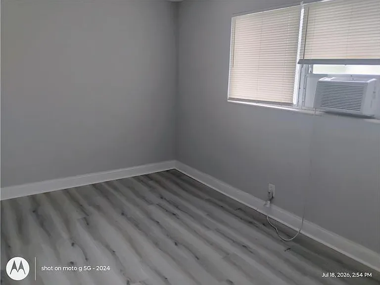 4321 Hallandale Beach Blvd — Photo 13