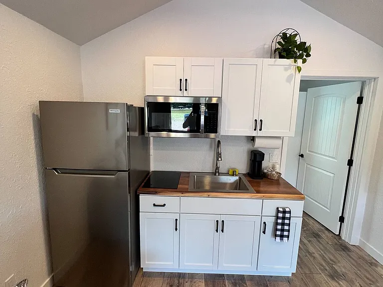 Bear Kitchen