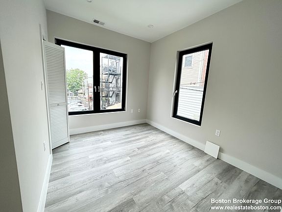 5th image of 2 W 3rd Street Pl Floor 1