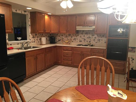 5th image of 715 Cedar Ln Unit 119