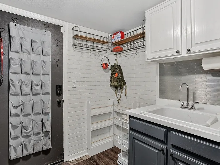 13 Mesa Oak — Photo 22