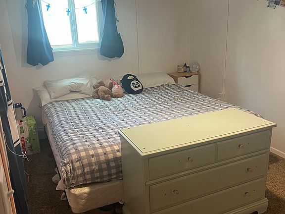 4th image of 150 W 400 S