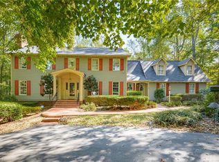 529 Knob View Dr, Winston Salem, NC 27104