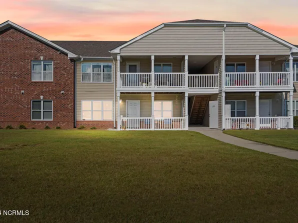 4409 Jay Bird Circle Unit 104, Wilmington, NC 28412